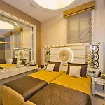 The Million Stone - Special Category 3* Istanbulská provincie