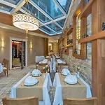 The Million Stone - Special Category 3* Istanbulská provincie