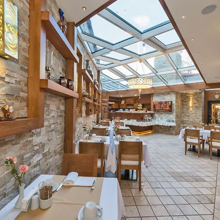 特殊类别百万石酒店 酒店